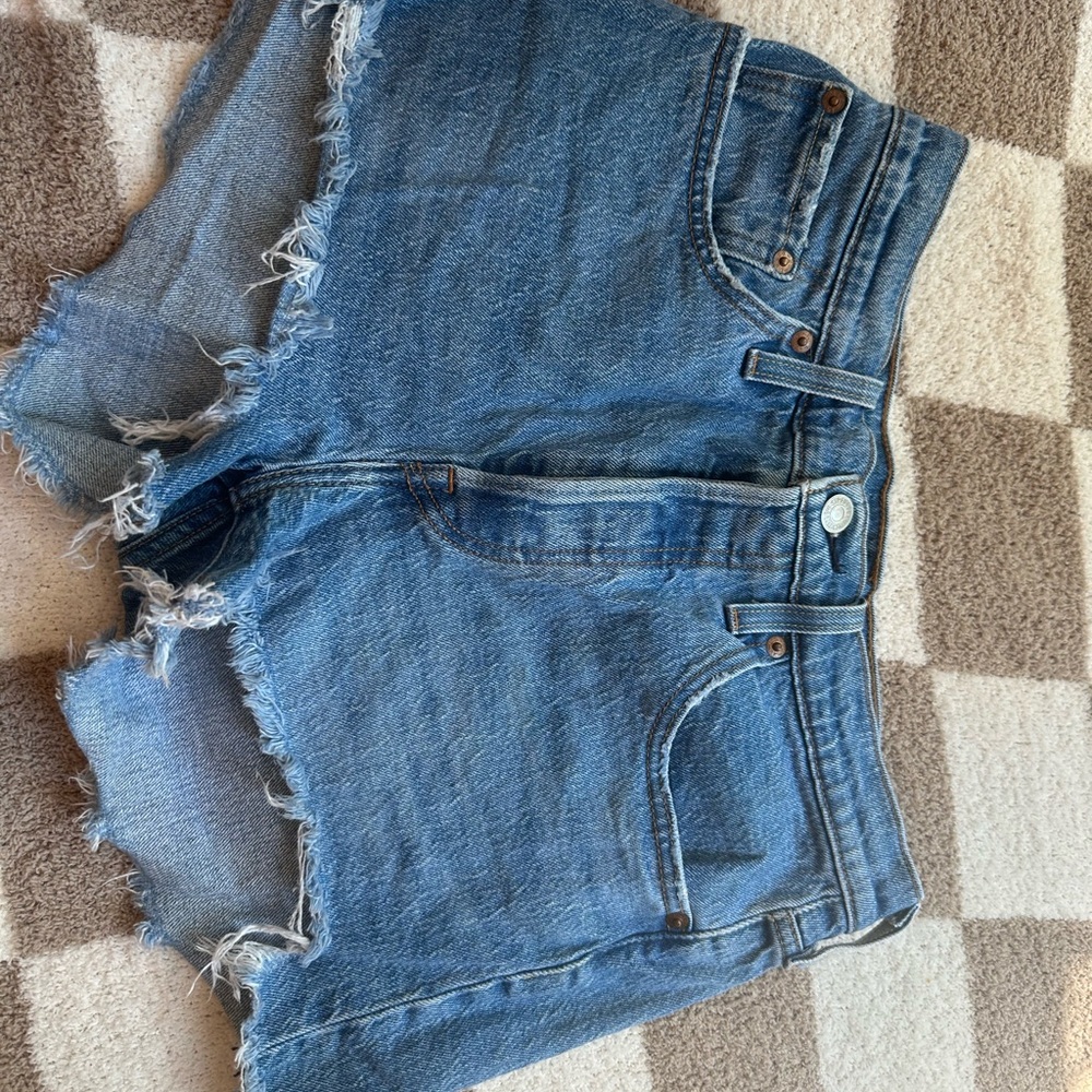 Levi’s women’s 501 denim shorts